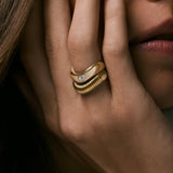 Kinn - Demi Curve & Coil Ring Stack