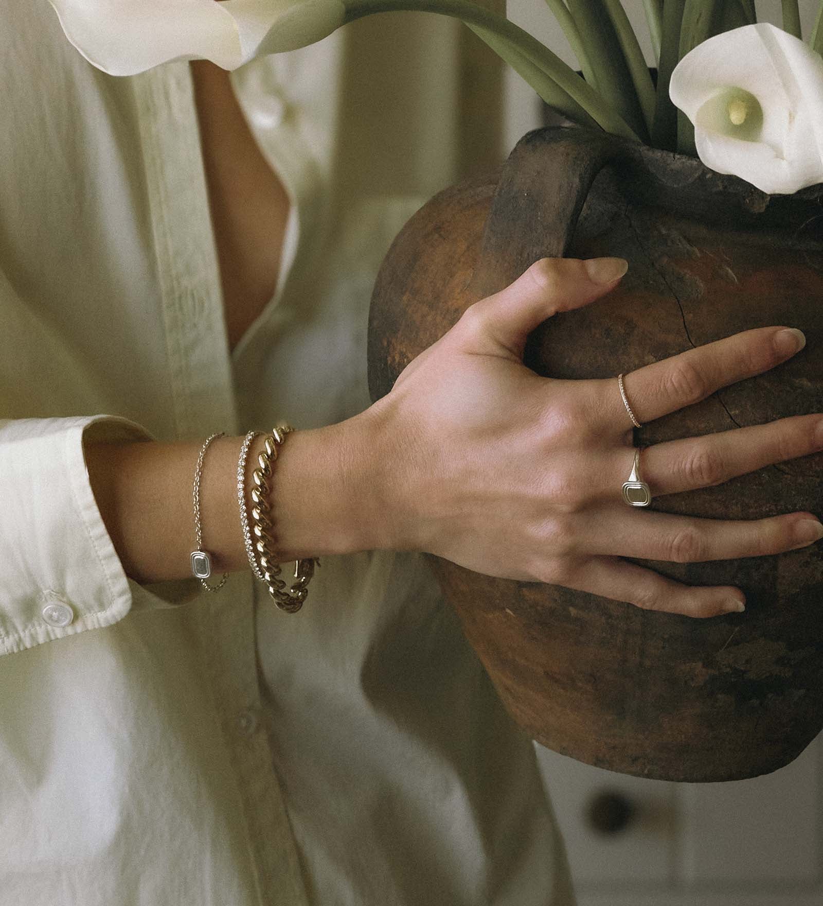 Kinn - The Estate Signet Ring Silver