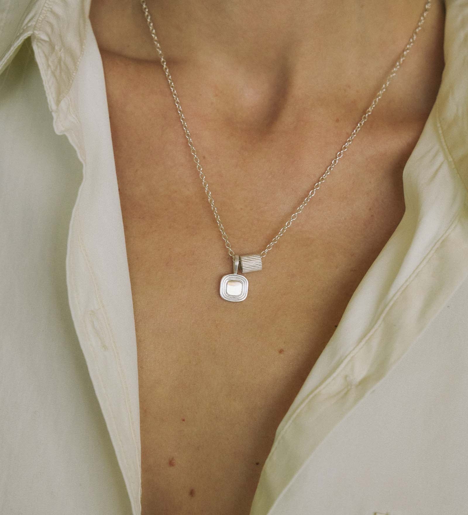 Kinn - The Estate Charm Silver