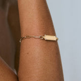 Kinn - Harlow Oval Pavé ID Bracelet