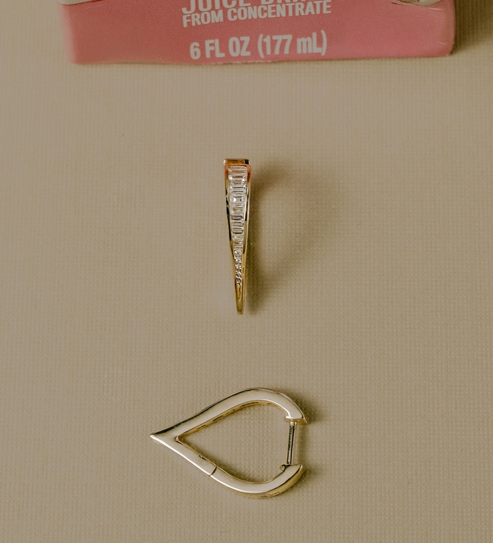 Kinn - Viola Baguette Diamond Drop Earrings
