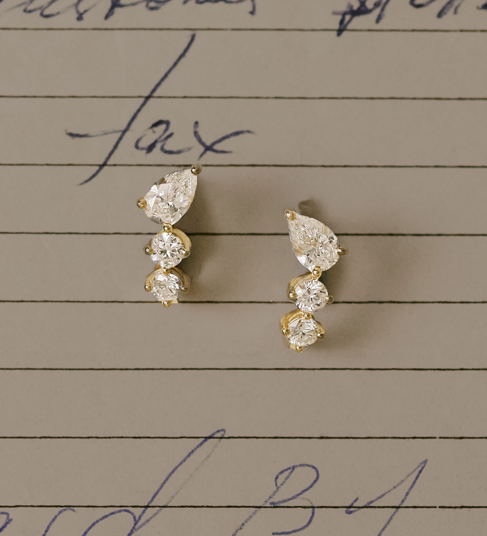 Kinn - Jules Mixed Diamond J - Hoop Earrings Yellow Gold