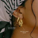 Kinn - Taylor Twist Petite Hoops