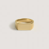 Kinn - Vivian Ribbed Signet Ring
