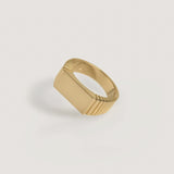 Kinn - Vivian Ribbed Signet Ring