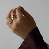 Kinn - Bold Willow Wrap Around Ring Gold