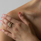 Kinn - Bold Willow Wrap Around Ring Gold