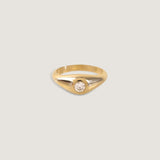 Kinn - Round Signet Ring Diamond