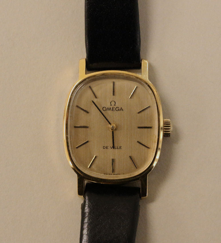 Kinn - Vintage Omega Leather Strap Watch Black Gold