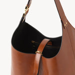 Chloé Chloé - Small Marcie hobo bag in shiny leather