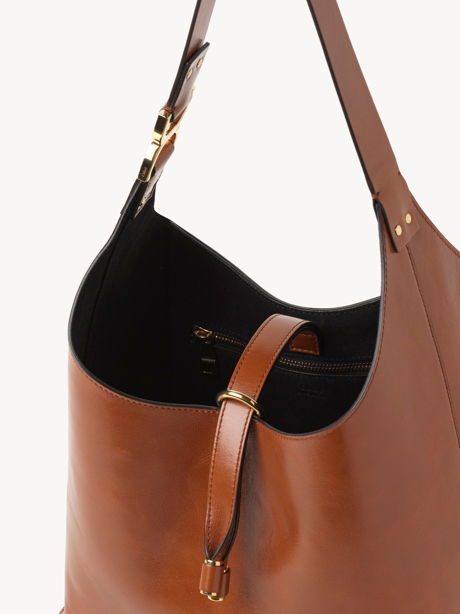 Chloé Chloé - Small Marcie hobo bag in shiny leather
