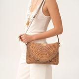 Chloé Chloé - Summer Banana flat pouch with strap in raffia