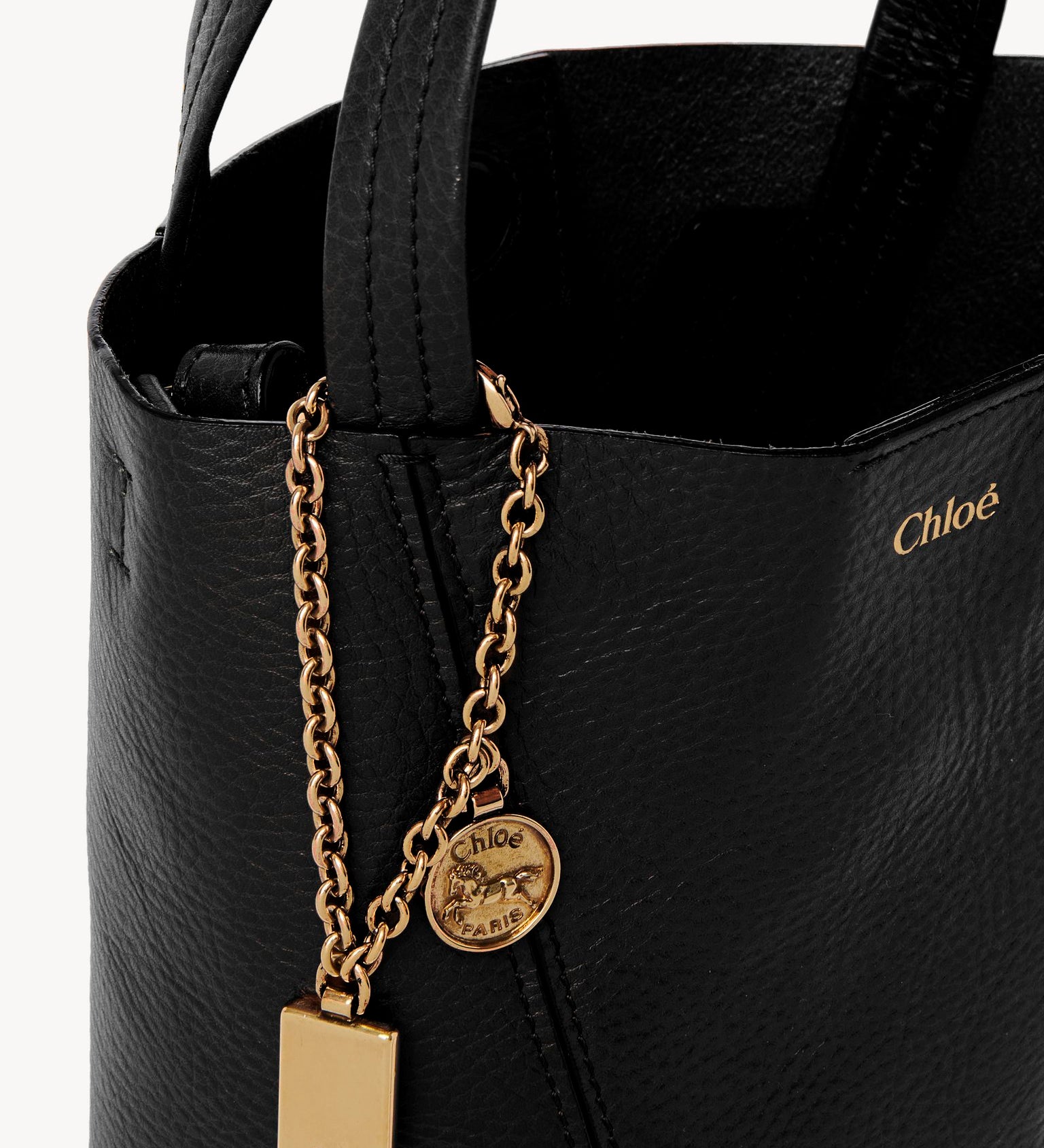 Chloé Chloé - Small Chloé Spin tote bag in grained leather