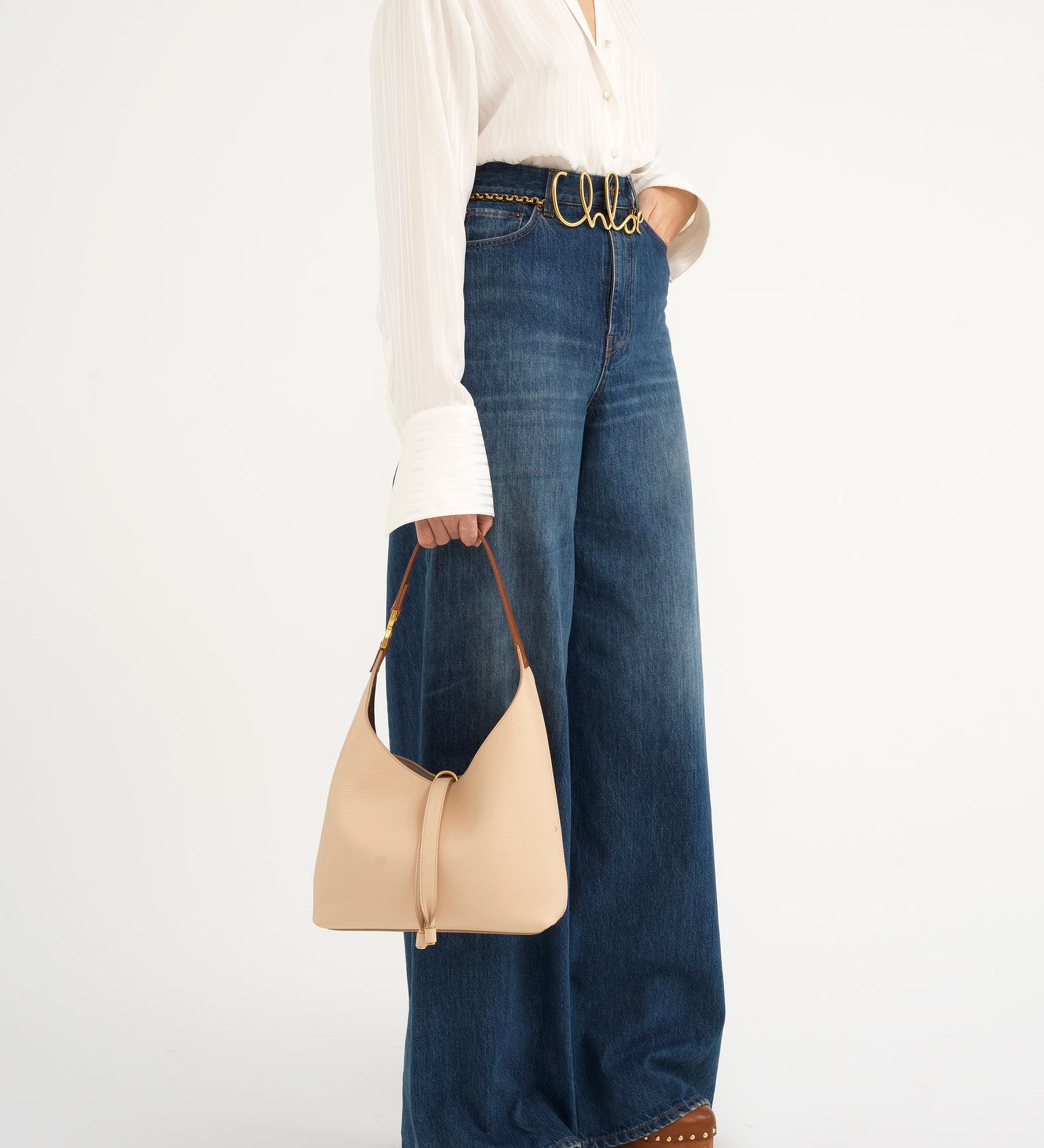 Chloé Chloé - Small Marcie hobo bag in grained leather