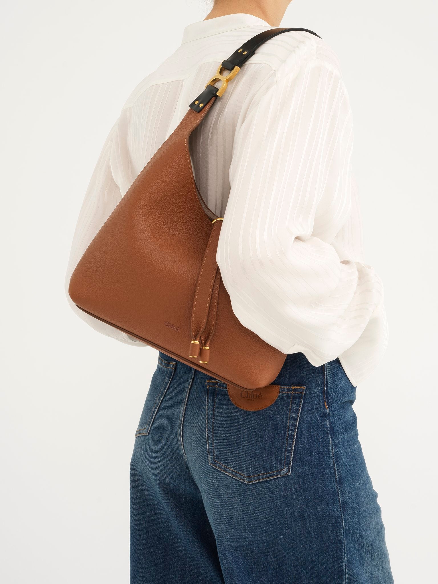 Chloé Chloé - Small Marcie hobo bag in grained leather