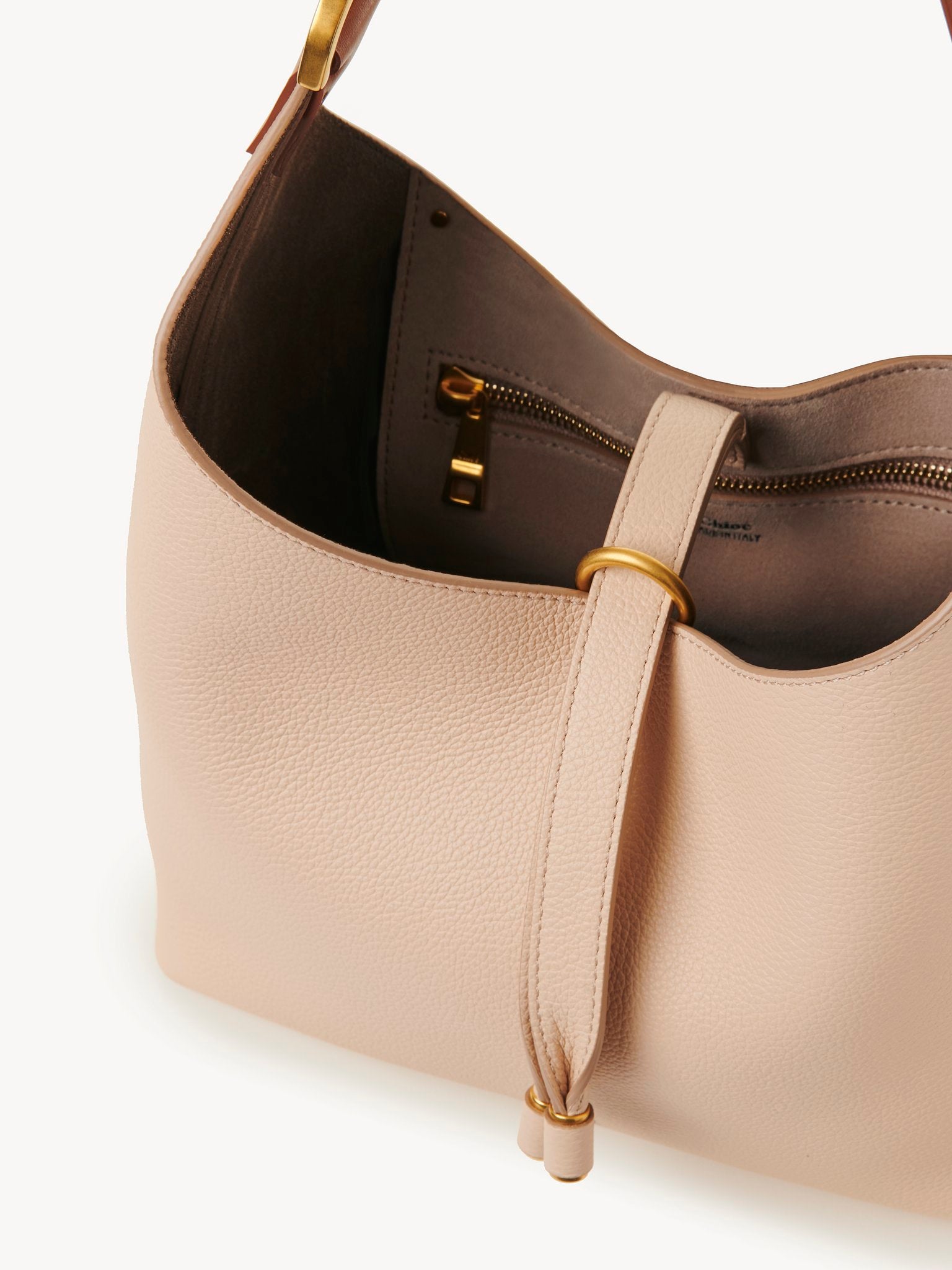 Chloé Chloé - Small Marcie hobo bag in grained leather