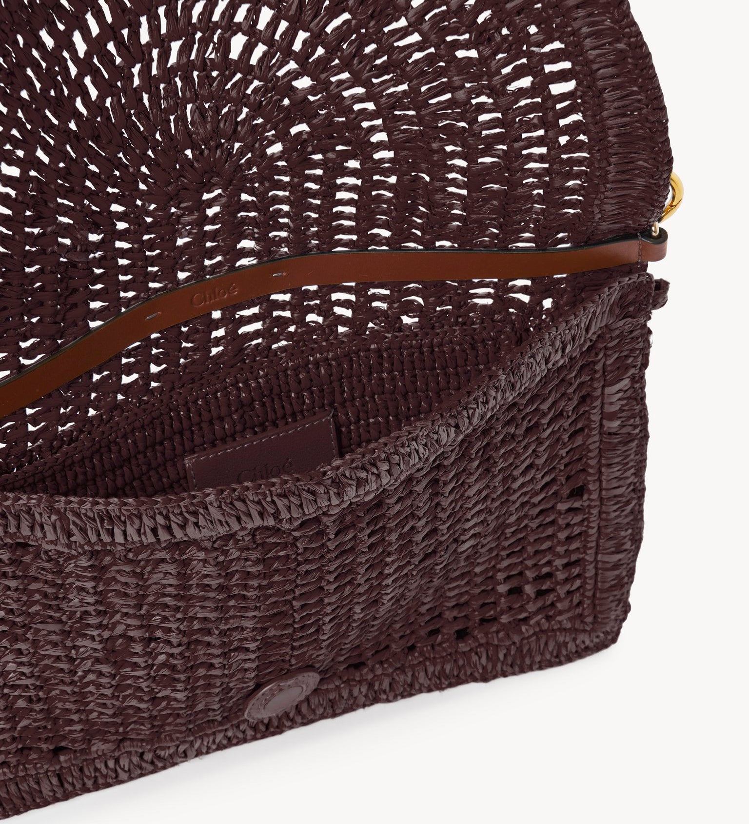 Chloé Chloé - Summer Banana flat pouch with strap in raffia