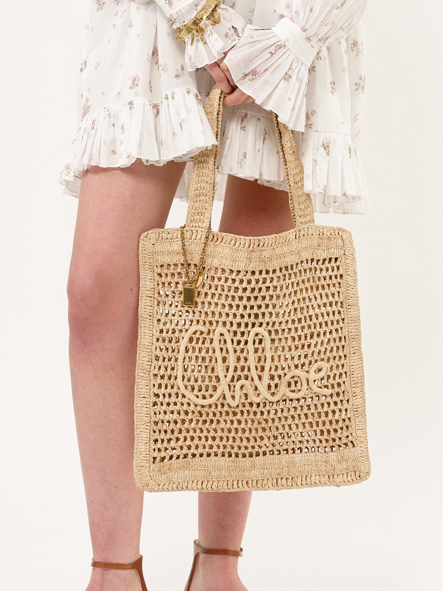 Chloé Chloé - Summer Banana tote bag in raffia