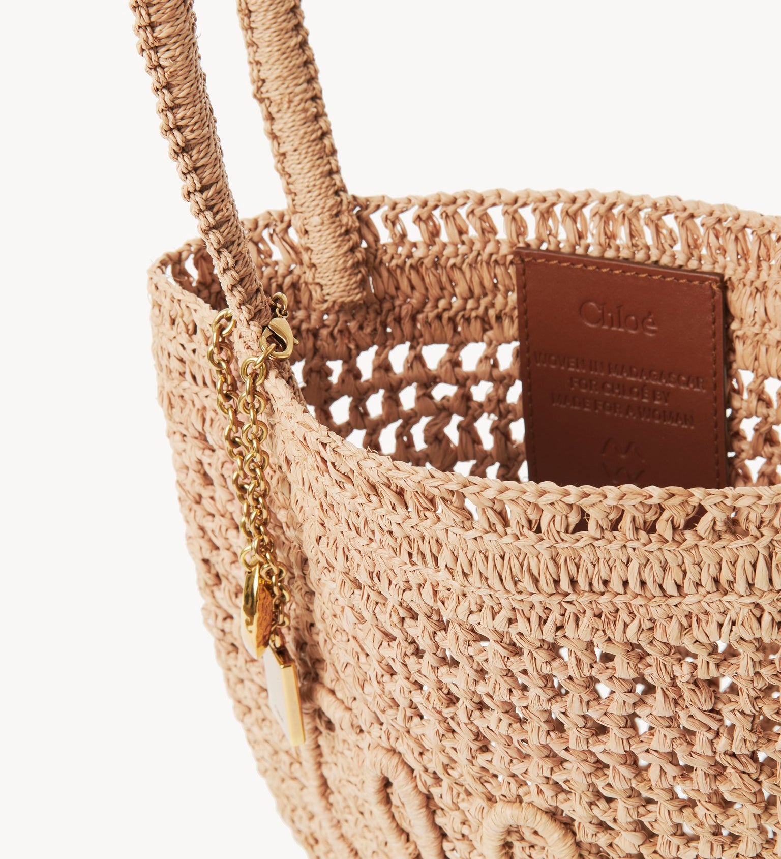 Chloé Chloé - Small Summer Banana tote bag in raffia