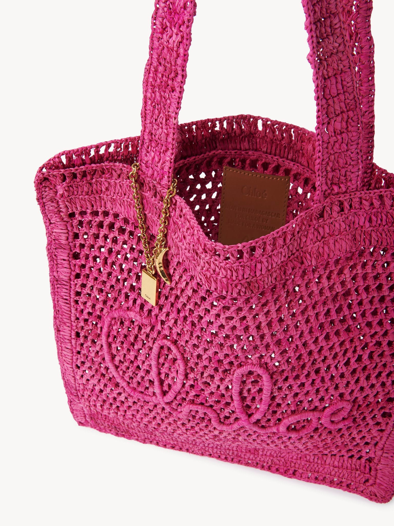 Chloé Chloé - Summer Banana tote bag in raffia