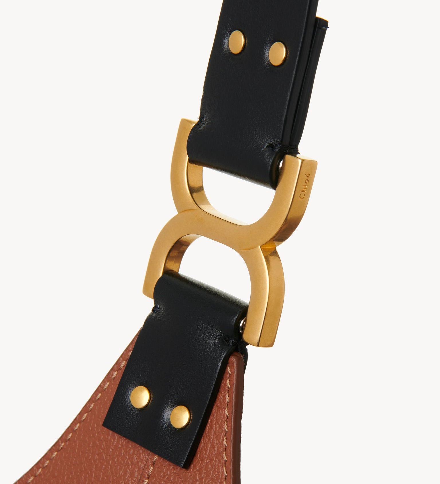 Chloé Chloé - Small Marcie hobo bag in grained leather