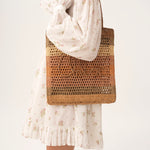 Chloé Chloé - Summer Banana tote bag in raffia
