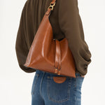 Chloé Chloé - Small Marcie hobo bag in shiny leather