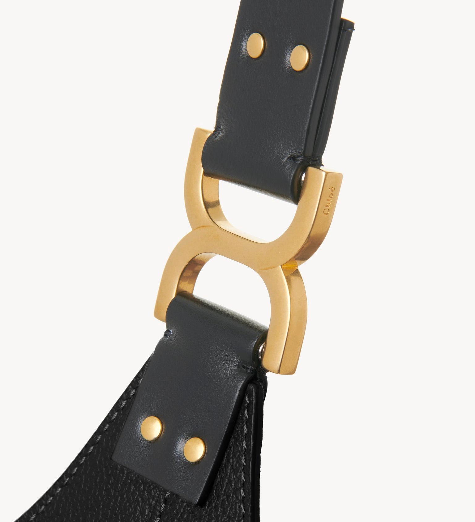 Chloé Chloé - Small Marcie hobo bag in grained leather