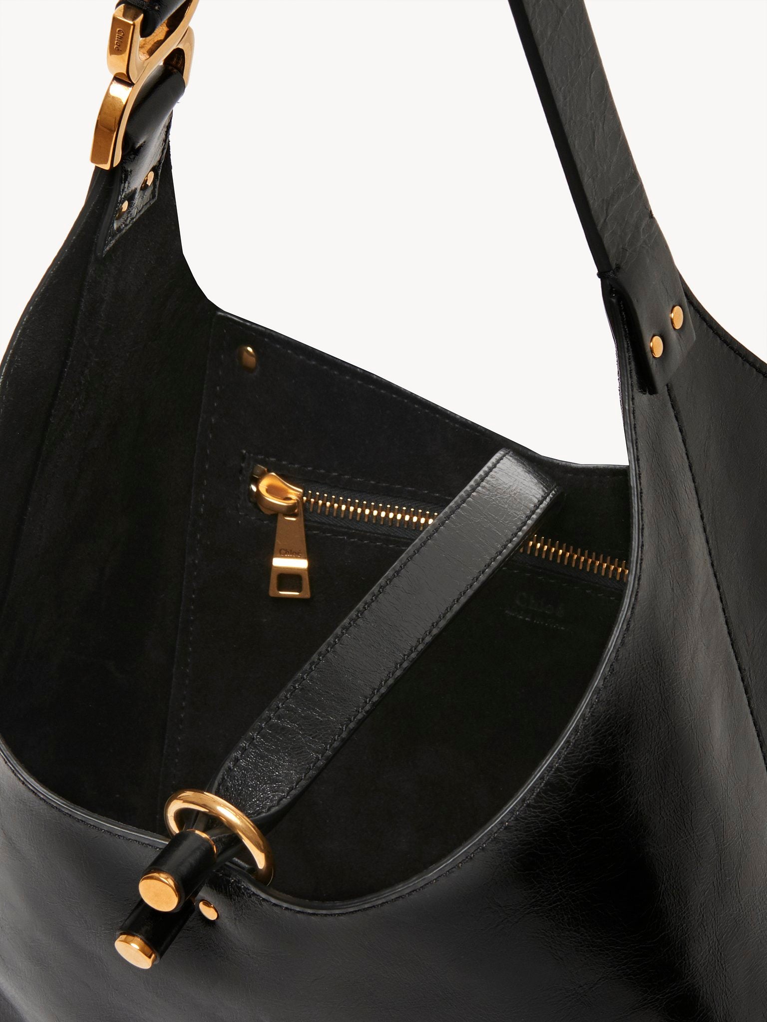 Chloé Chloé - Small Marcie hobo bag in shiny leather