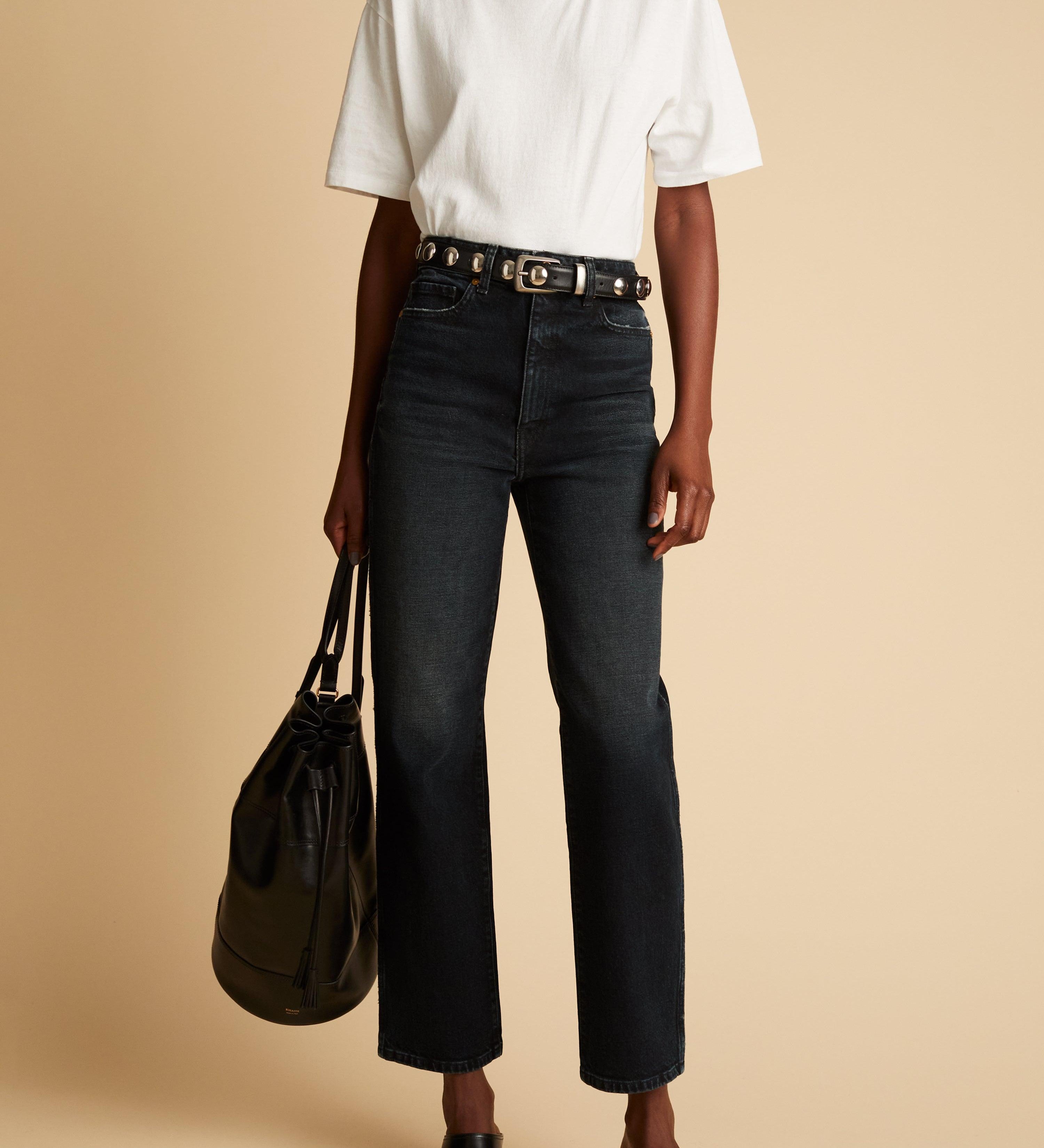 The Abigail Stretch Jean in Simsbury - The Iconic Issue