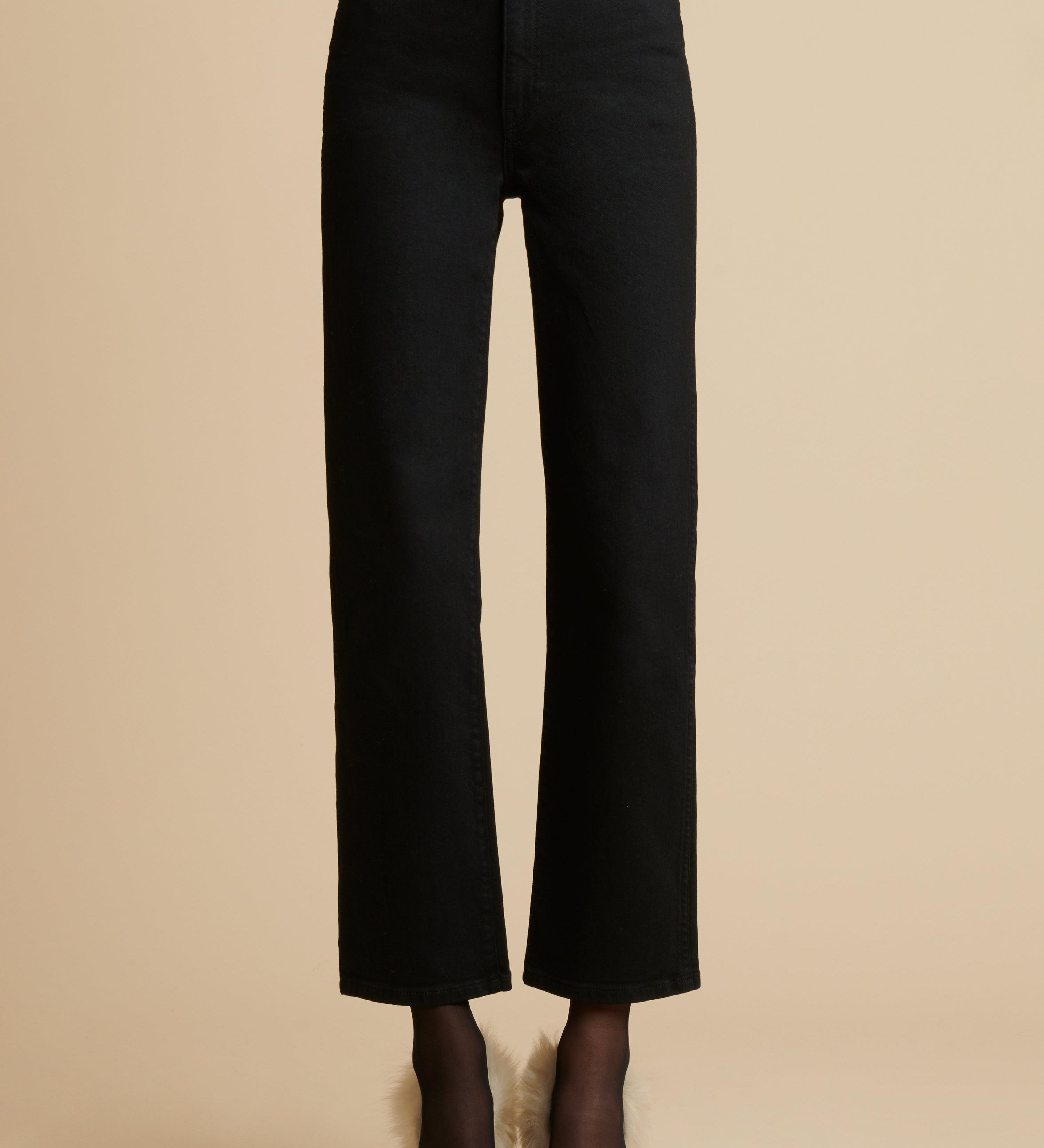 The Abigail Stretch Jean in Wilcox - The Iconic Issue