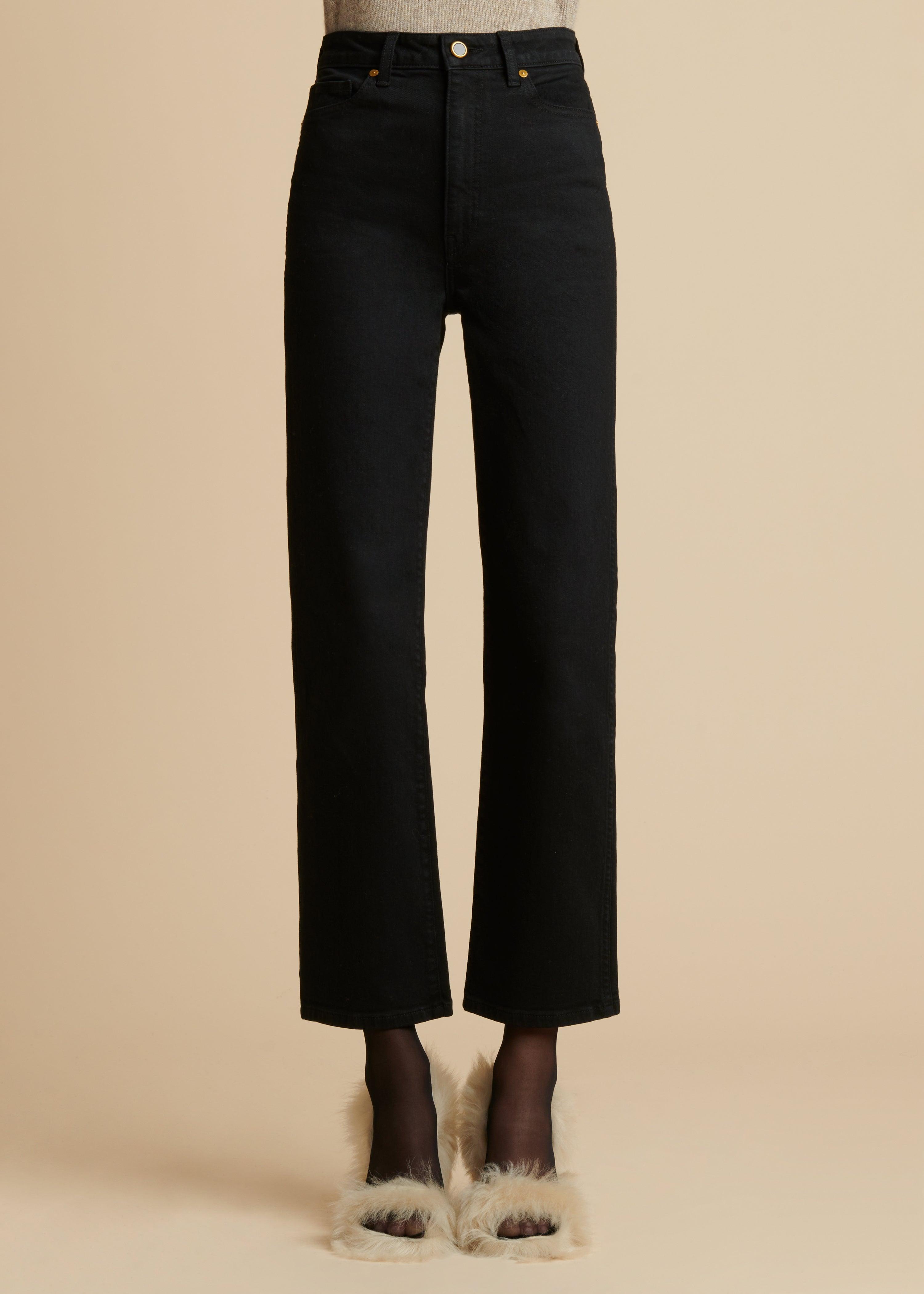 The Abigail Stretch Jean in Wilcox - The Iconic Issue
