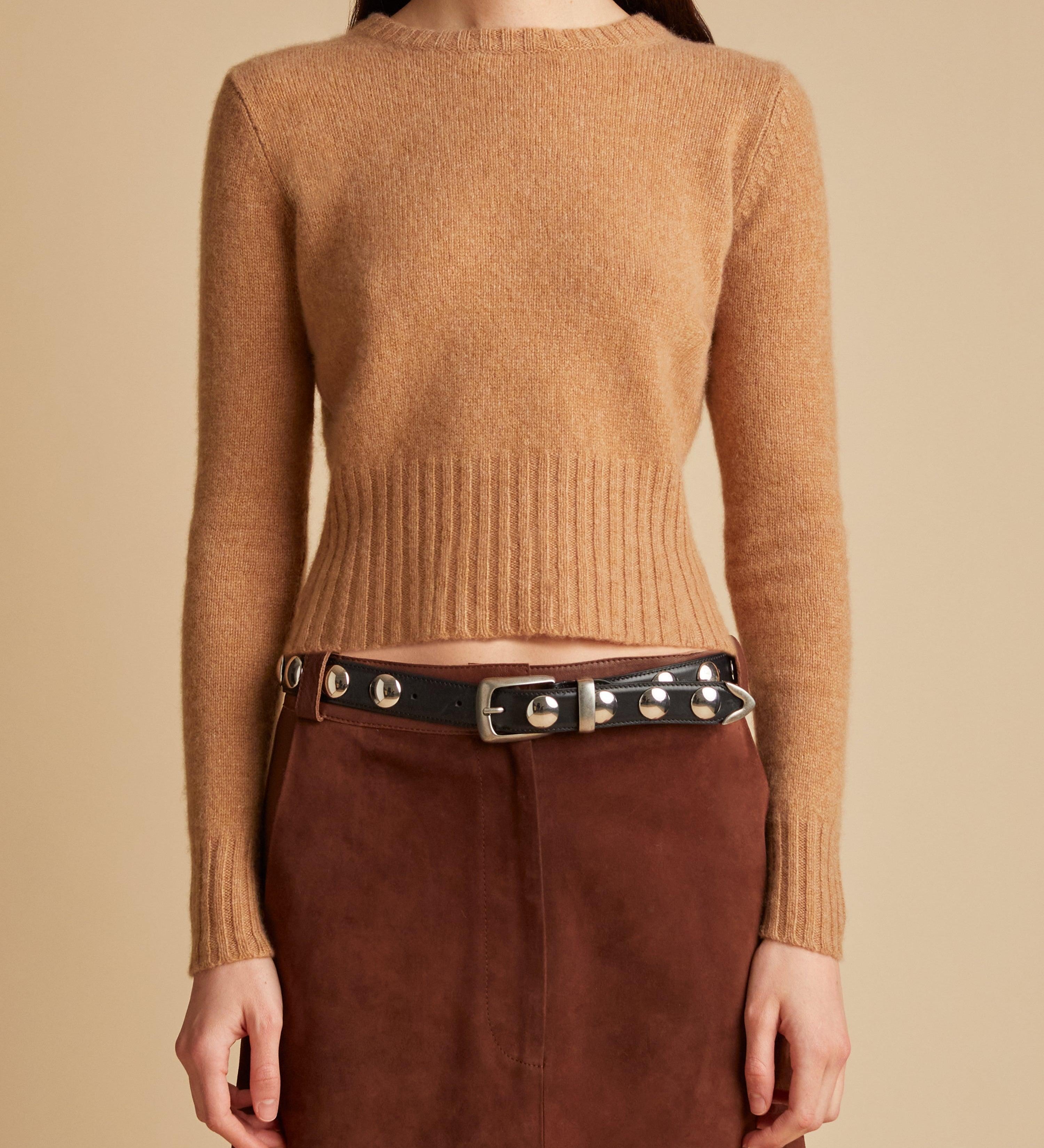 The Aroon Sweater in Desert - The Iconic Issue