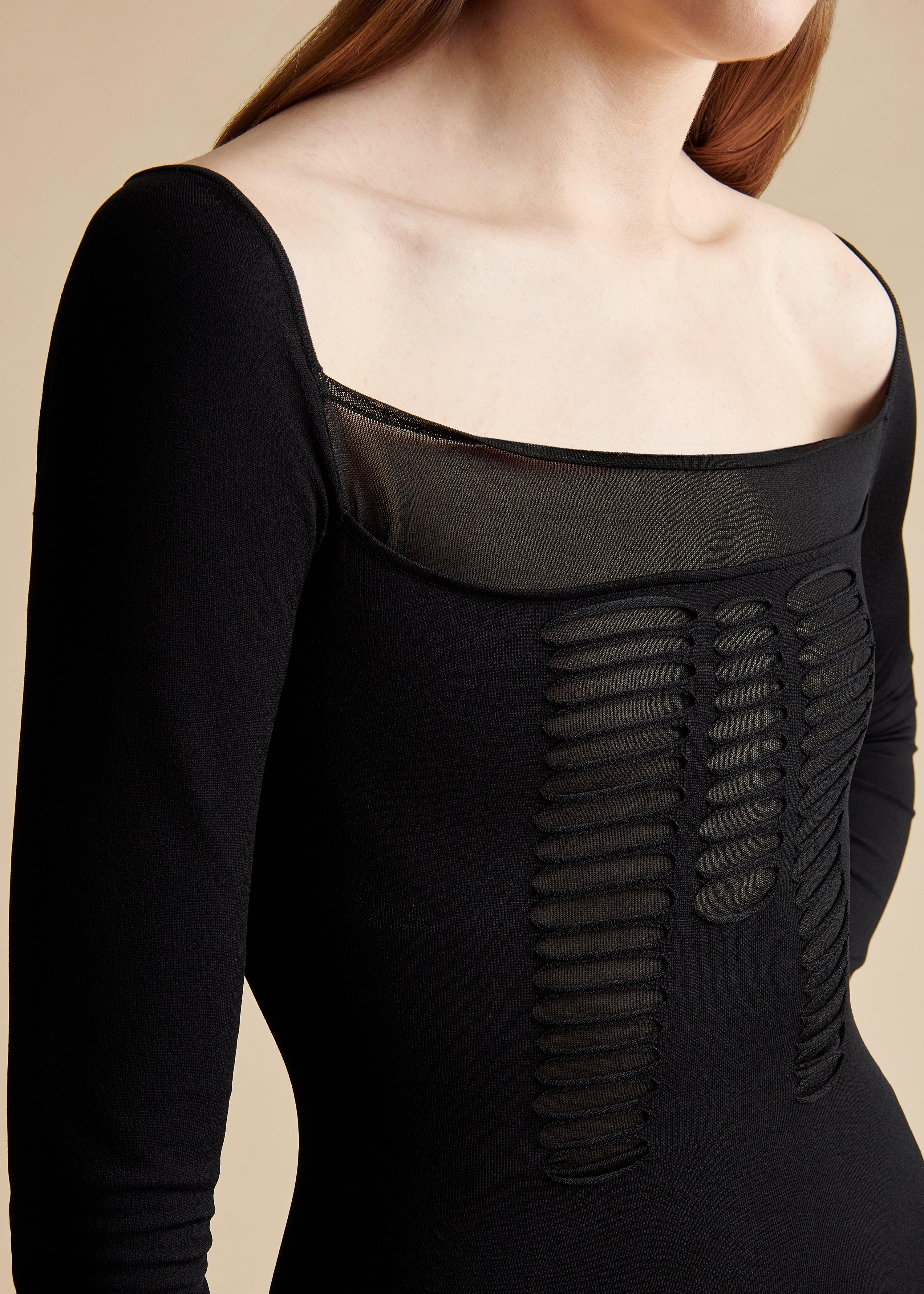 The Aslana Top in Black - The Iconic Issue