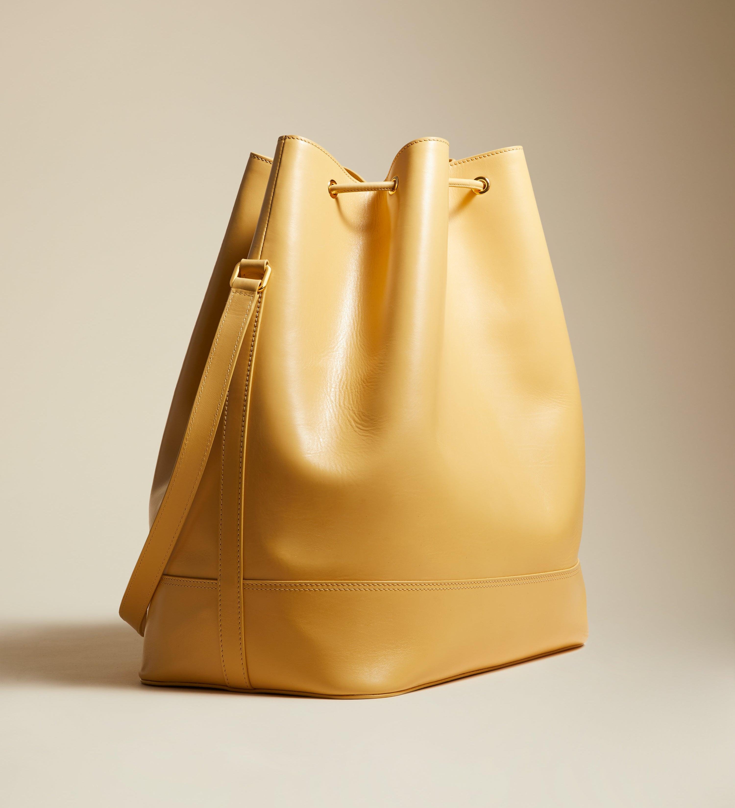 The Large Cecilia Bag in Butter Leather - The Iconic Issue