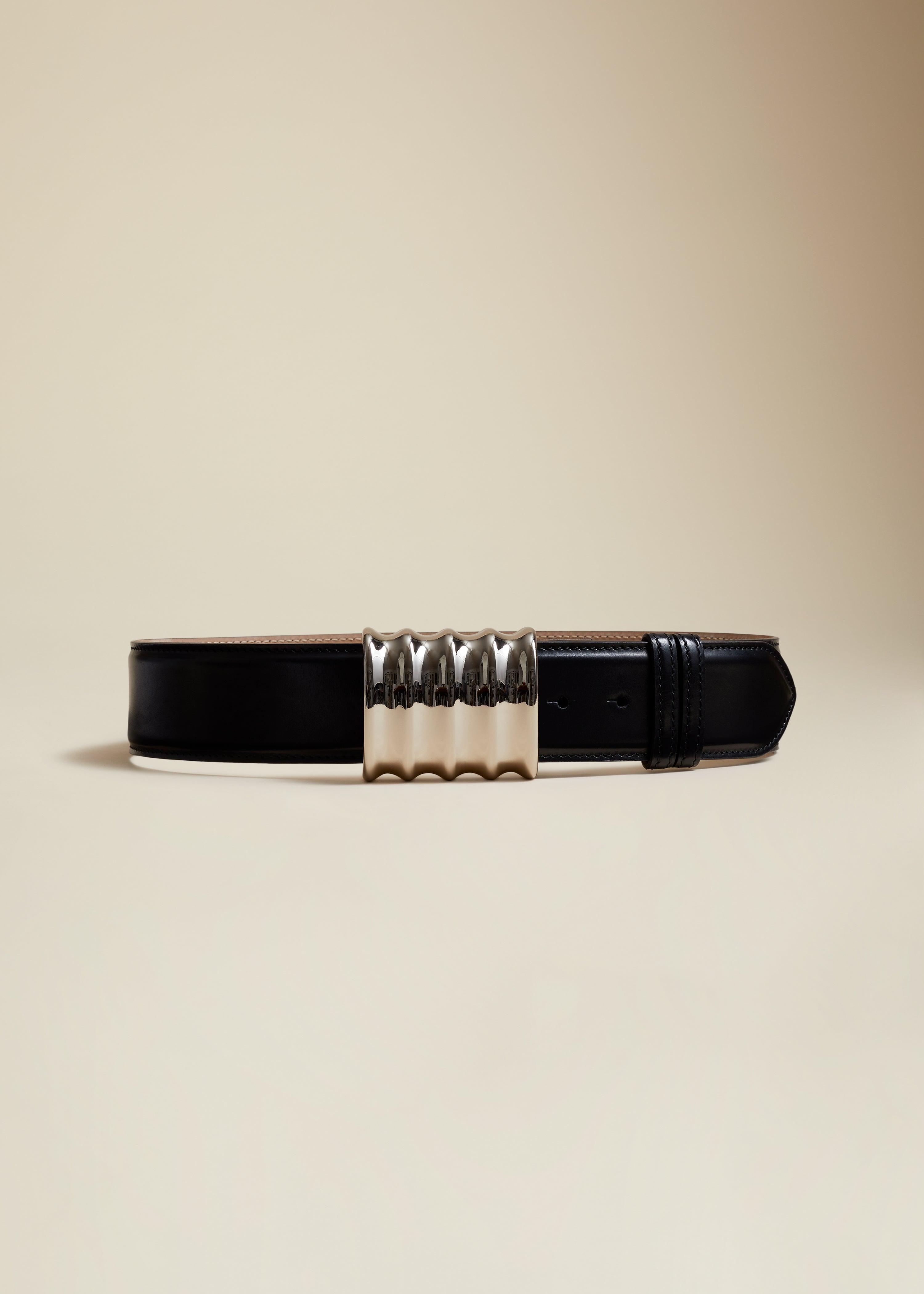 The Large Julius Belt in Black with Silver - The Iconic Issue
