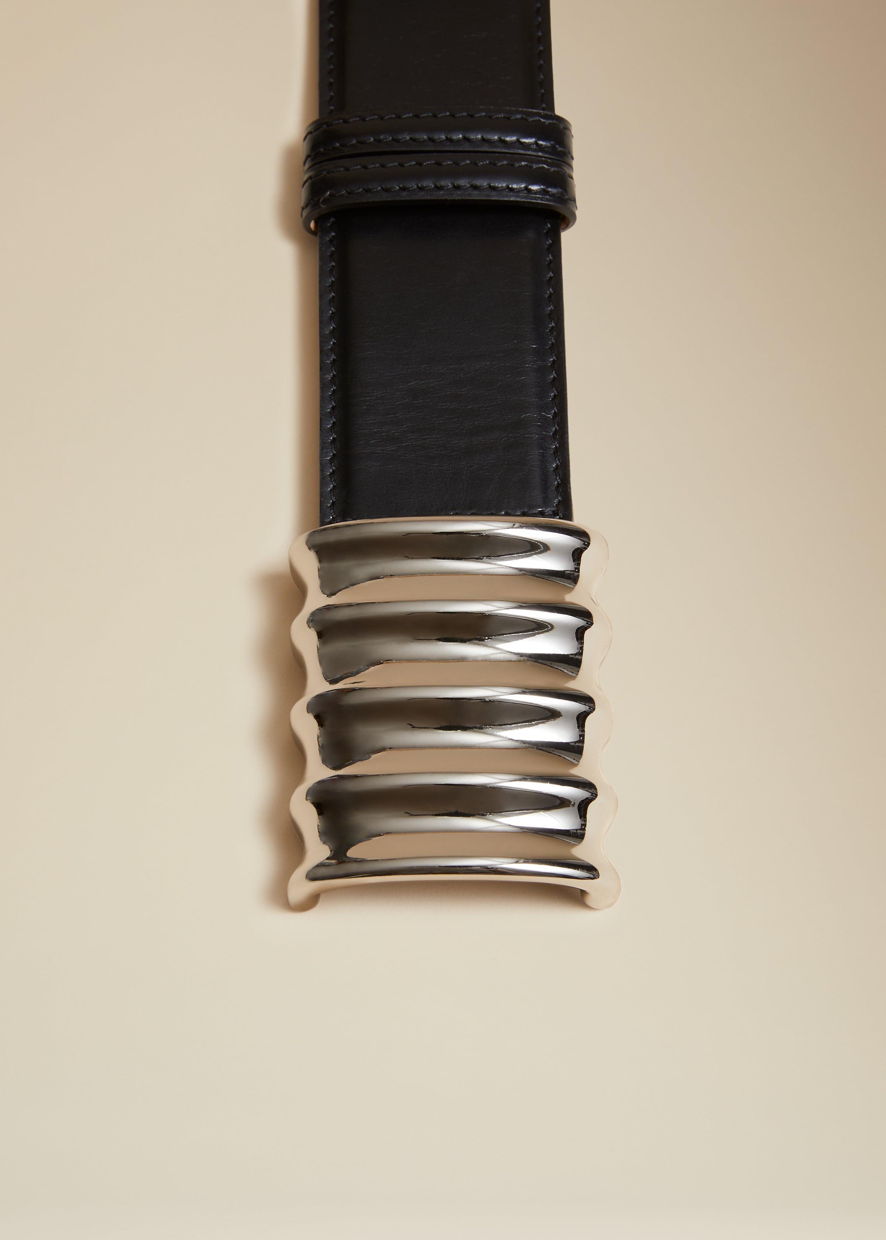 The Large Julius Belt in Black with Silver - The Iconic Issue