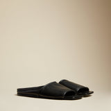 The Stagg Flat in Black Leather